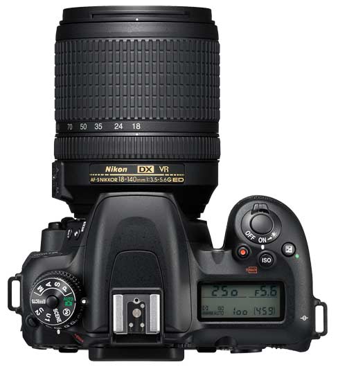 ویژگی های ارتباطی دوربین Nikon D7500